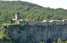 Besalu & 3 Medieval Towns Small Group Tour with Hotel Pick-Up 