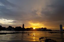 Discover the Mystical Beauty of Bangkok at Night 5-Hour Bike Tour