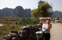 Full day Hoa Lu - Tam Coc sampan boat and countryside biking trip