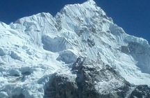 Everest Base Camp Trek - Hiking to Mt Everest