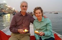 From Delhi: 3-Day Private Tour to Taj Mahal and Varanasi 