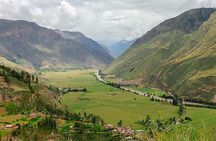 Visit to the Sacred Valley with a Guide in One Day