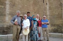 Private Guided Day Tour: Giza Pyramids, Egyptian Museum and Nile Dinner Cruise