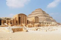 Giza Pyramids, Memphis and Sakkara Day Trip