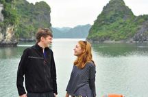 Halong Bay and Lan Ha Bay from Cat Ba Island: Cruise and Kayak Tour