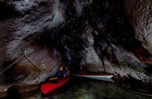 Lake Rotoiti Evening Kayak Tour including Hot Springs, Glowworm Caves and BBQ Dinner