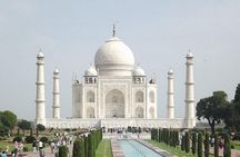 Taj Mahal and Agra Fort from Delhi