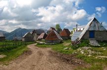 Hiking tour Lukomir