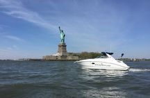 Private Luxury Daytime Boat Tour in NYC