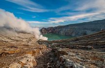Ijen Blue Fire & Sunrise Sharing Tour