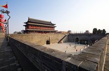 4-Hour Private Tour: City Wall Walking and Foot Massage Experience
