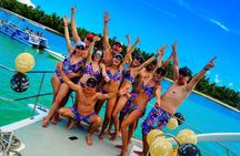 Paradise Boat VIP snorkeling and Party
