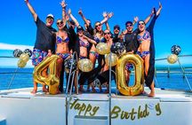 Paradise Boat VIP snorkeling and Party