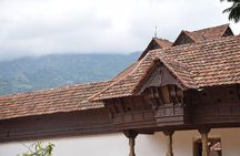 Explore The Wooden Palace In Padmanabhapuram