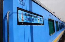 Taj Mahal by Superfast Train Gatimaan Express