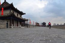 4-Hour Private Tour: City Wall Walking and Foot Massage Experience