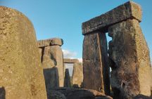 Stonehenge Independent Visit with Private Driver by Luxury Sedan