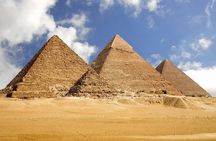 Private Day Tour Giza Pyramids, Sphinx, Memphis, and Saqqara