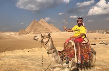 Giza Pyramids, Sphinx and Egyptian Museum Day Trip With Camel Ride and Lunch