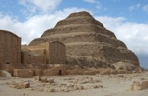 Giza pyramids,Sakkara pyramids &Memphis Include Lunch &Camel ride