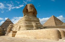 Full-Day Tour to Giza Pyramids, Sphinx and Egyptian Museum
