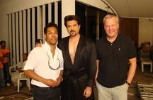 Full-Day Private Slum and Bollywood Tour with DANCE.