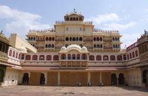 1-Day Trip to Jaipur from Mumbai with Both side Commercial Flights