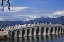 Private Day Tour: Mutianyu Great Wall and Summer Palace or Hutong Tour
