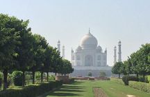 Private Sunrise Taj Mahal Tour From Delhi by Luxury Car