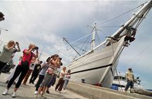 Best Jakarta Private Tour with local Guide