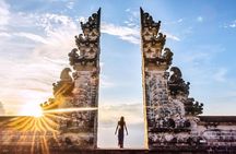 Amazing Private Tour: Lempuyang temple, Tirta gangga, Tukad cepung waterfall