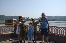 Forts and Palaces Tour of Jaipur (guided full day tour in AC car)