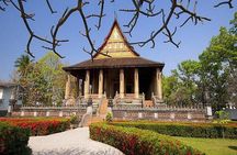 Private Tour: Vientiane City Tour Full Day with Buddha Park