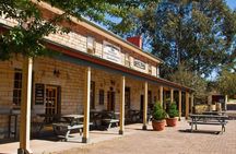 Southern Highlands Private Tour with Wine, Waterfall and Garden