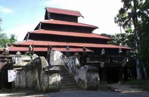 Private Day Trip of Amarapura, Sagaing Hill, and Inwa from Mandalay