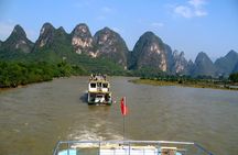Li River Cruise and Yangshuo Private Day Tour from Guilin