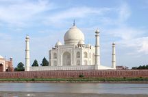 Private Agra Tour by Gatimaan Train visit Taj Mahal and Agra Fort from Delhi