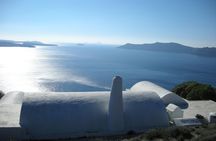 Hiking activity through the volcanic land of wonder