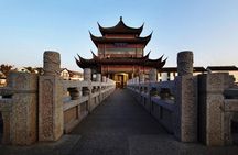 Private Shanghai Layover Tour to Zhaojialou Water Town with Lunch or Dinner