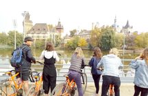 Budapest Historic Downtown Bicycle Tour in small groups