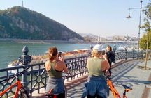 Budapest relaxed bicycle tour at sunset