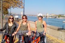 Budapest relaxed bicycle tour at sunset