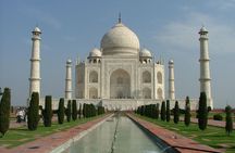  Taj Mahal Sunrise Tour from Delhi by Car 