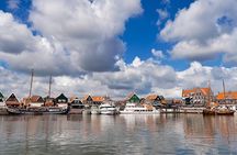 Private Excursion to Zaanse Schans, Edam, Volendam and Marken