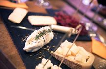Paris Wine and Cheese Pairing Private Masterclass in a Bistrot