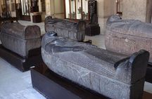 Private Full-Day Trip to Giza Pyramids, Sphinx & Egyptian Museum