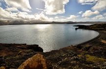 Reykjanes Geopark Small-Group Tour with Airport Transfer