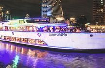 Grand Pearl Dinner Cruise: Dining & Live Performances