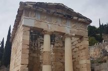 Delphi Guided Small Group Day Tour from Athens