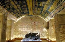 A private day trip to luxor with an Egyptologist (Hamam)
